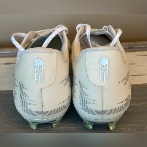 NWOT Under Armour Men\'s Blur Lux MC Football Cleats - Size 15
